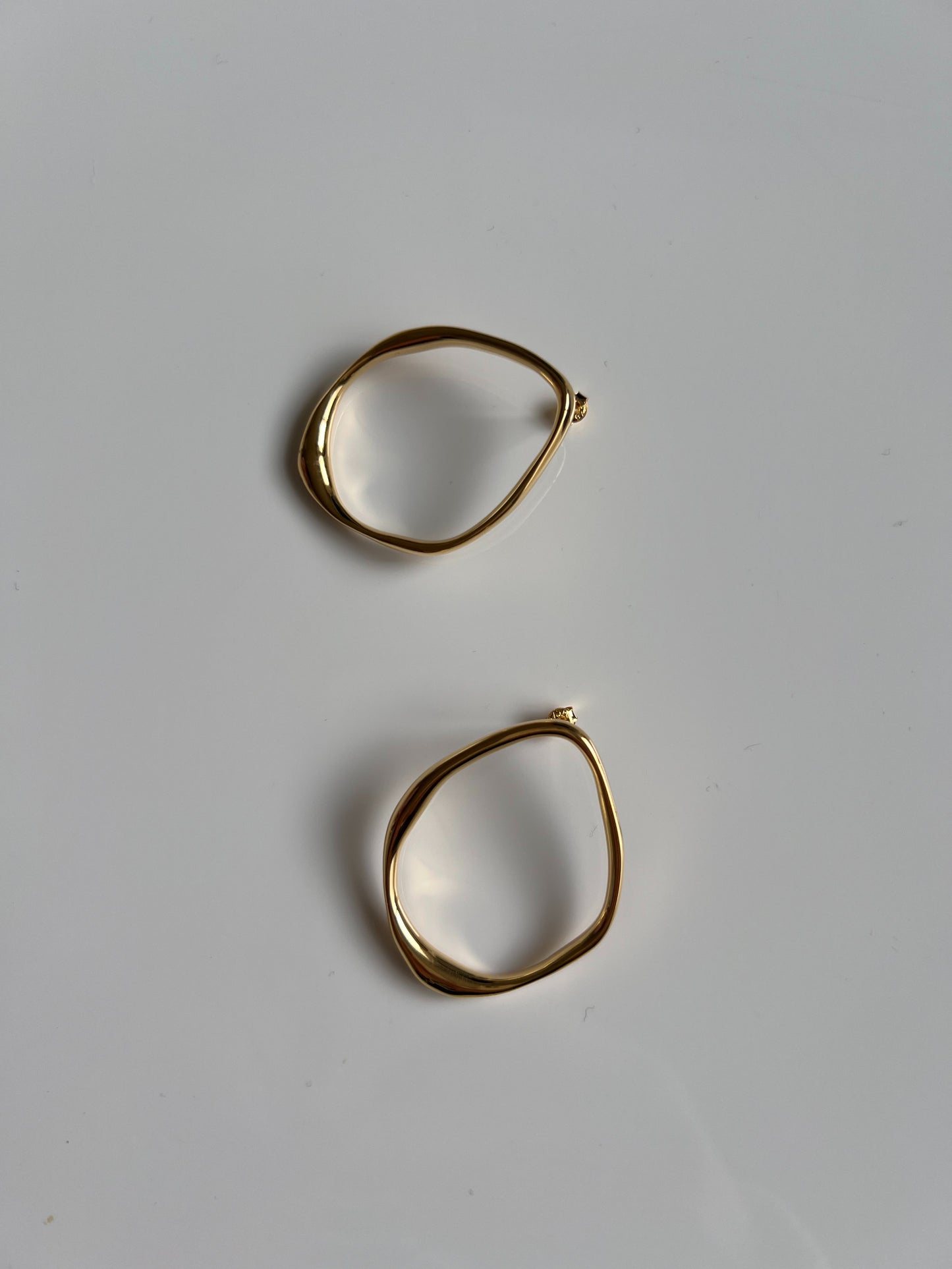 Oval handmade pierce