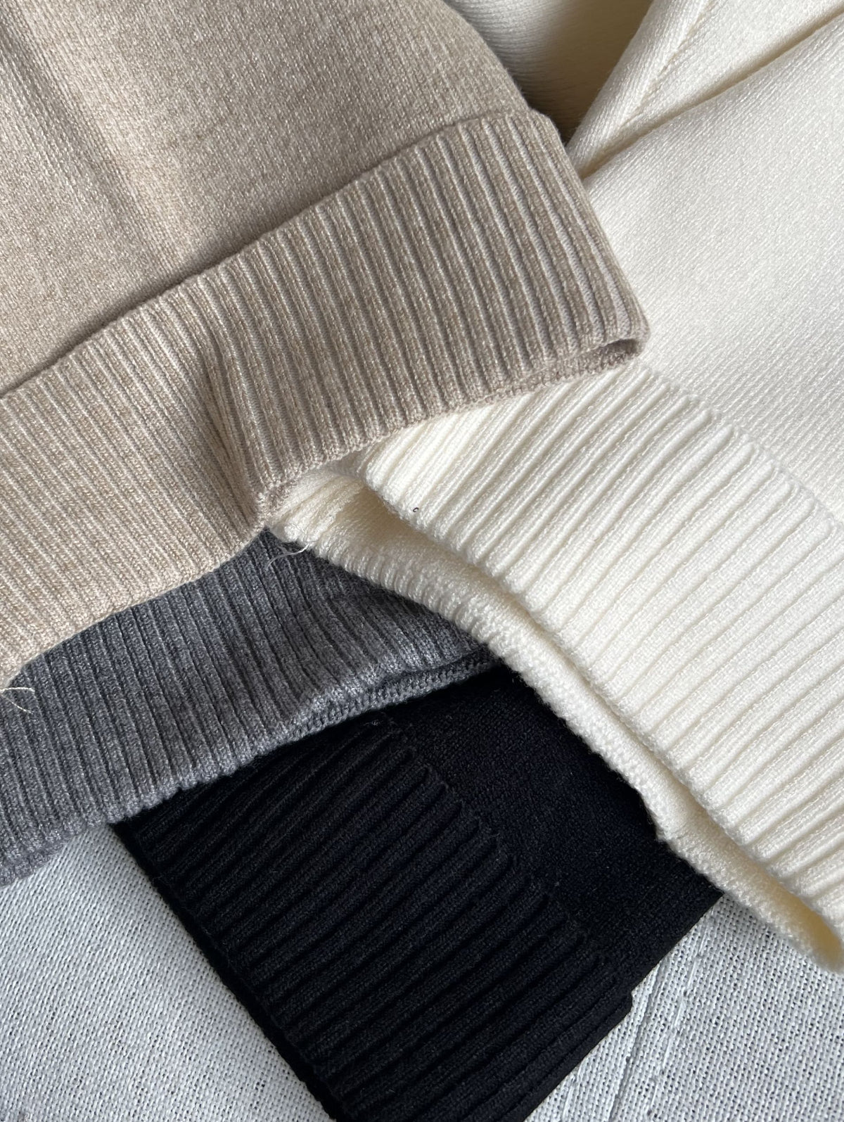 Crease カブラニットパンツ