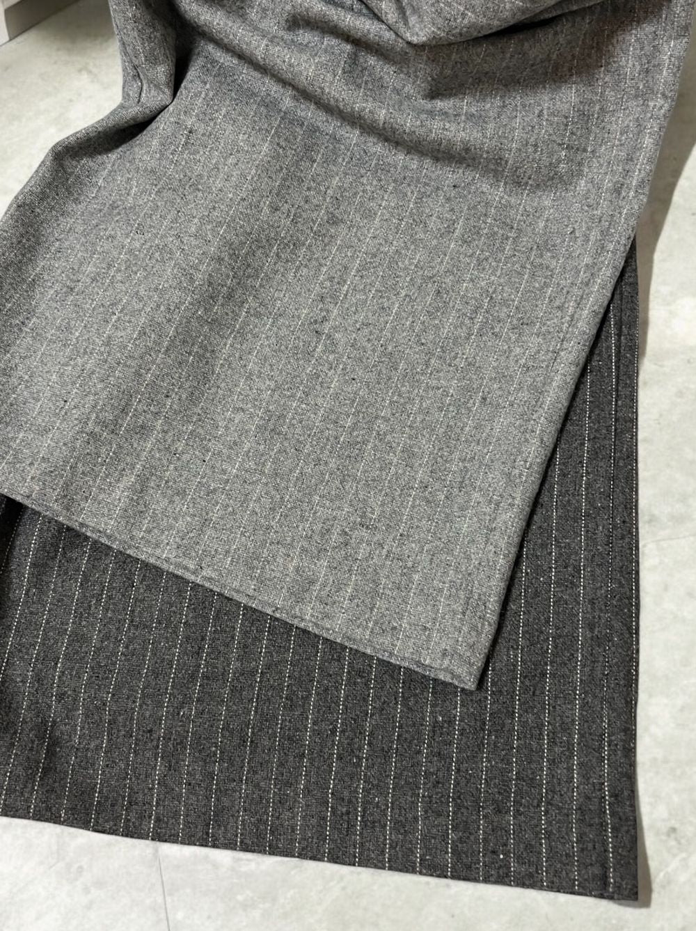 Pinstripe wool イージーパンツ