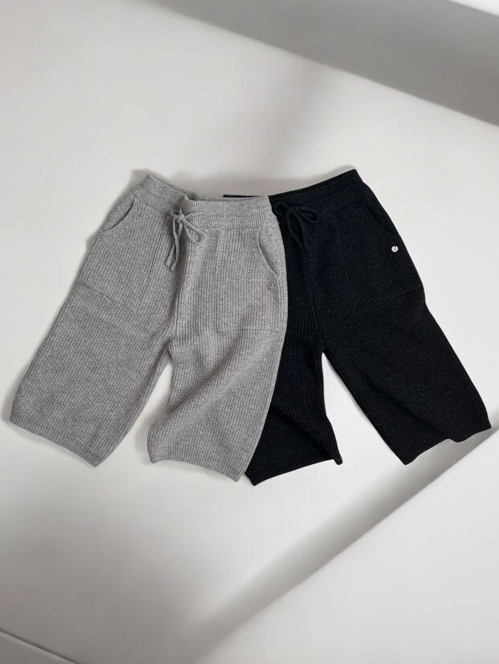 Knit bermuda パンツ