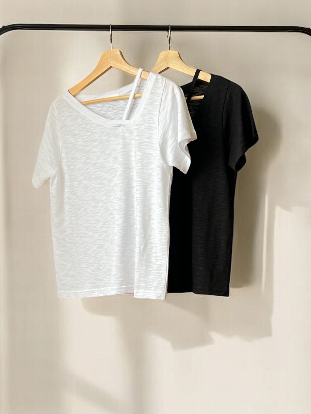 Side one strap メランジTシャツ