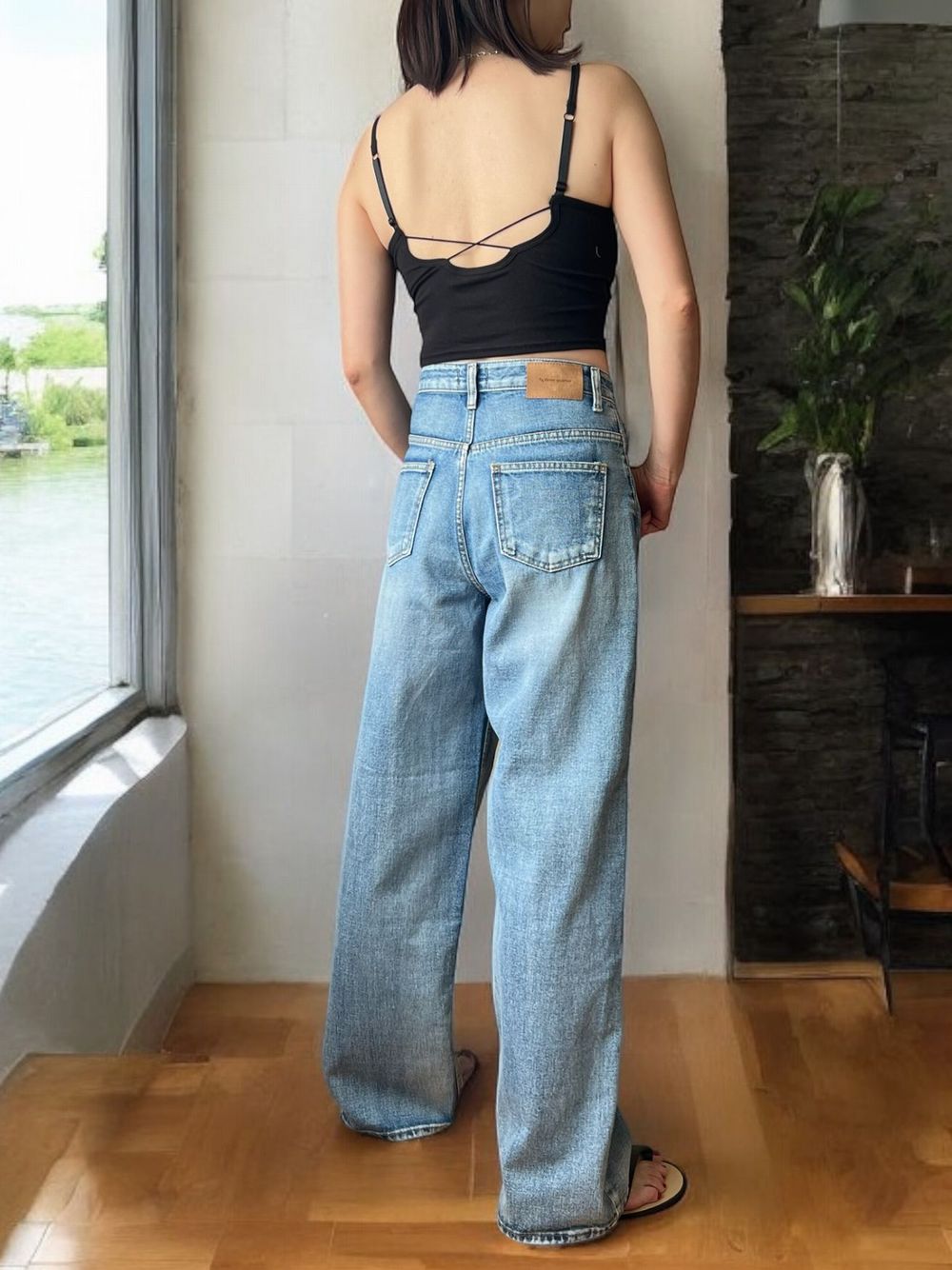 Back cross strap パッド付きキャミソール