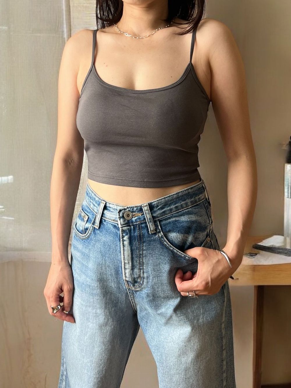 Back cross strap パッド付きキャミソール