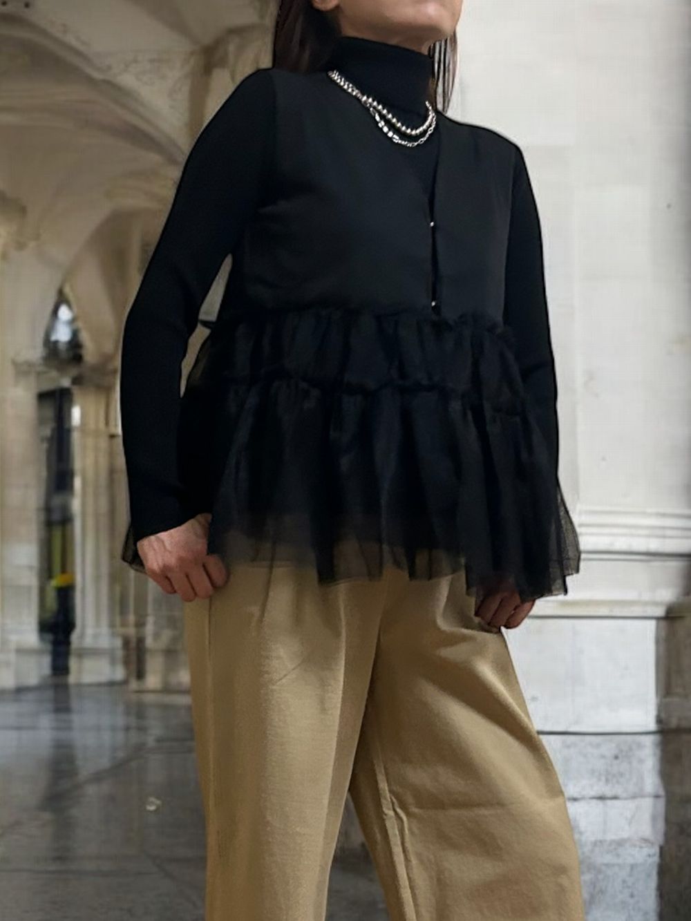 Chiffon frill Vネックペプラムベスト