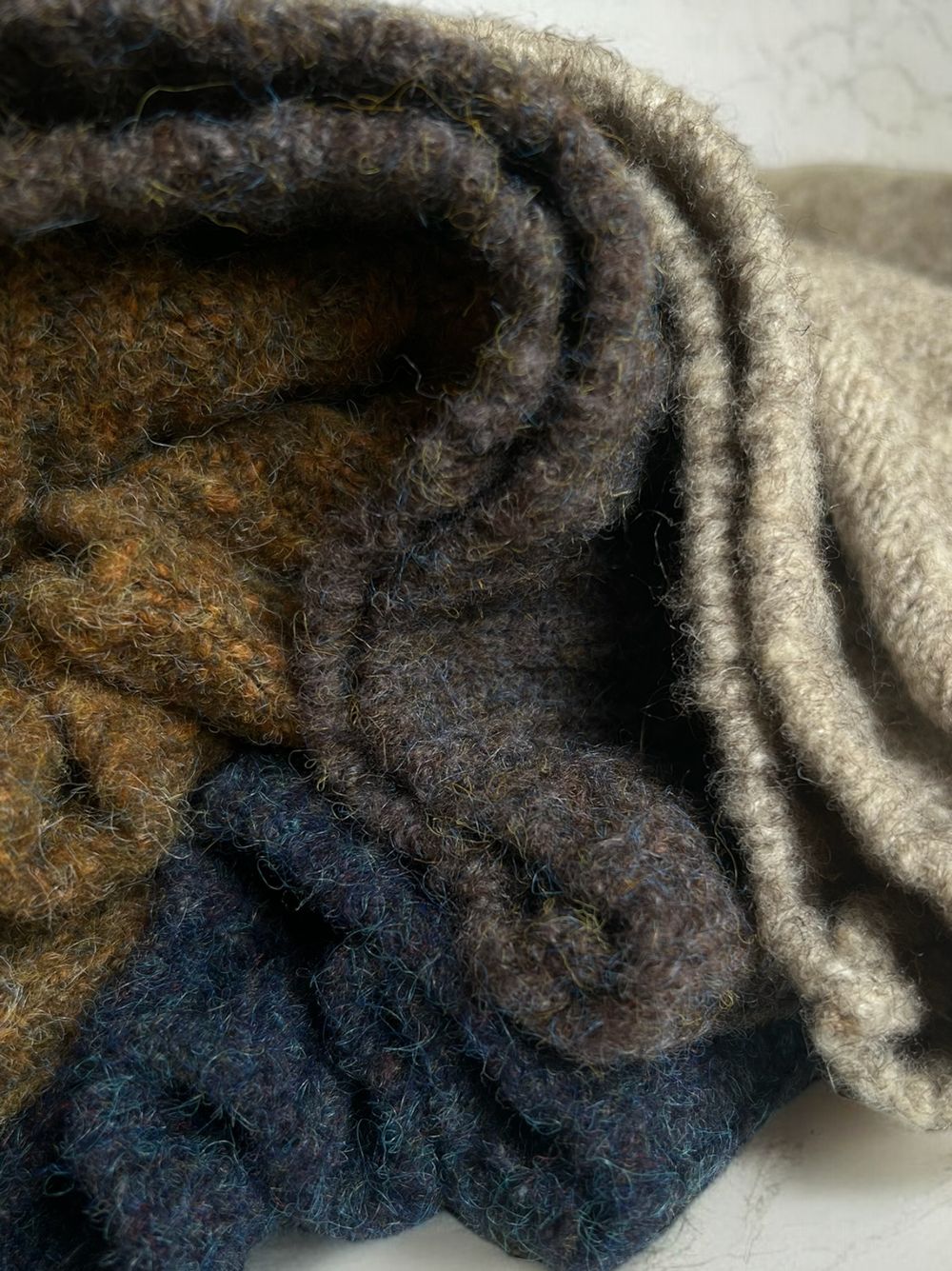 Compact fit メランジミックスセーター