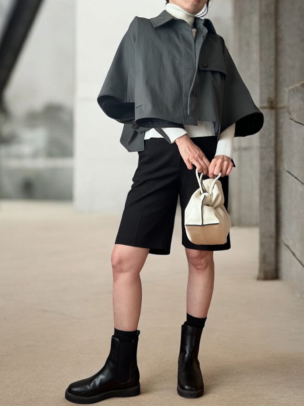 Asymmetry short ポンチョコート