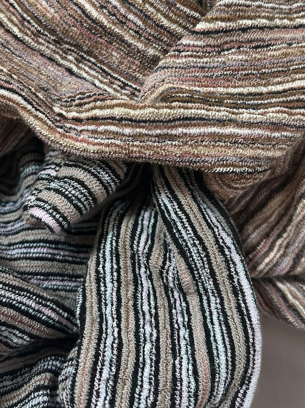 Multi color border ニットトップス