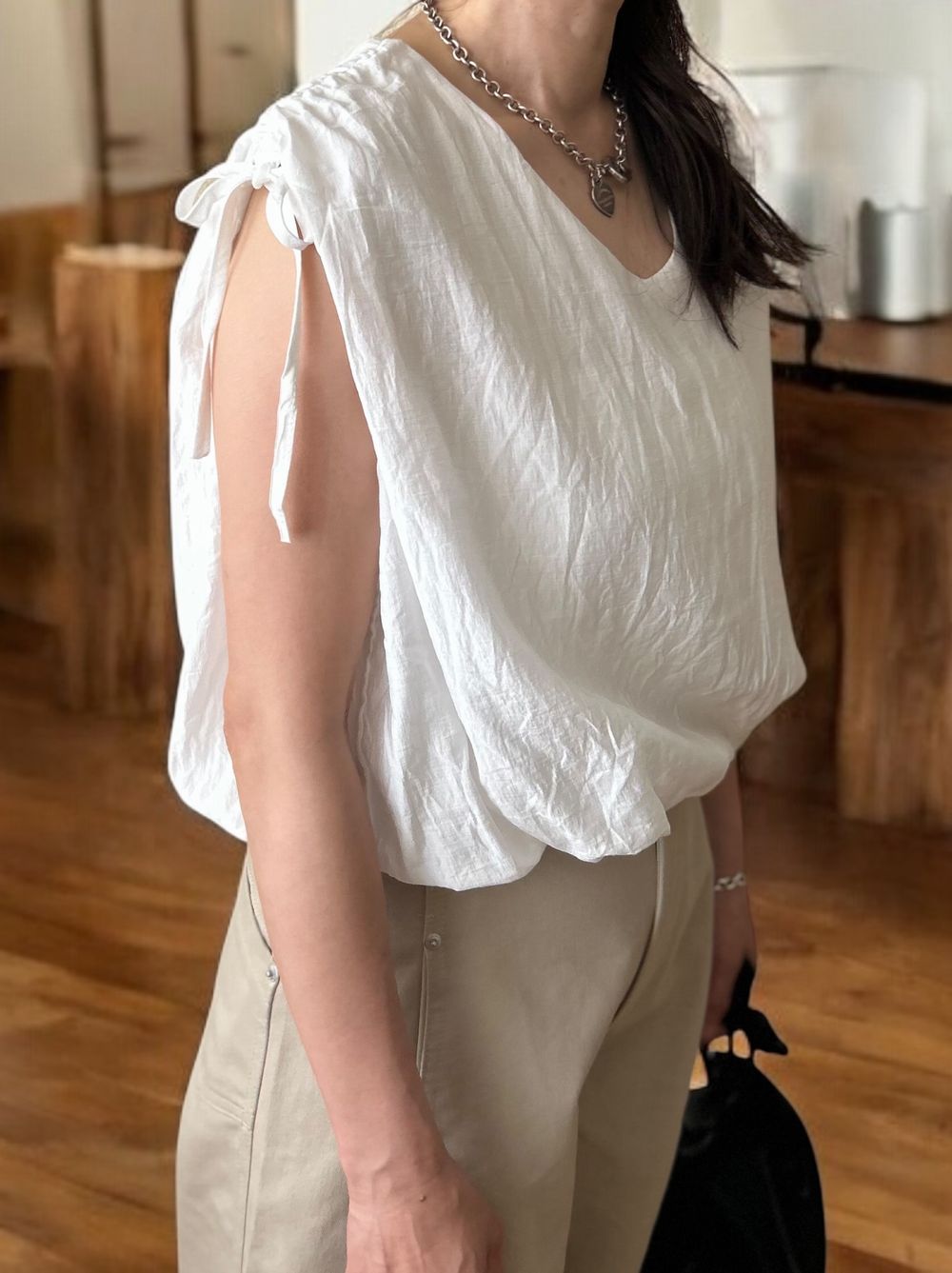 Drawstring shoulder エアリーシフォントップス