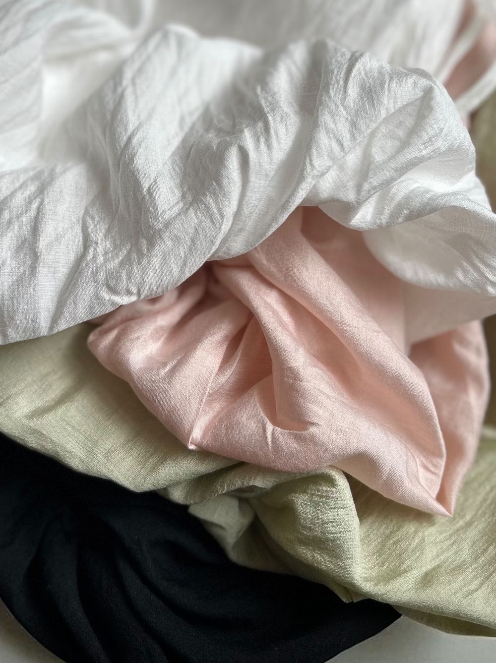 Drawstring shoulder エアリーシフォントップス