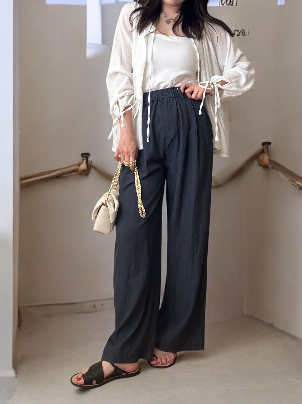 Sheer pleats ボウタイブラウス