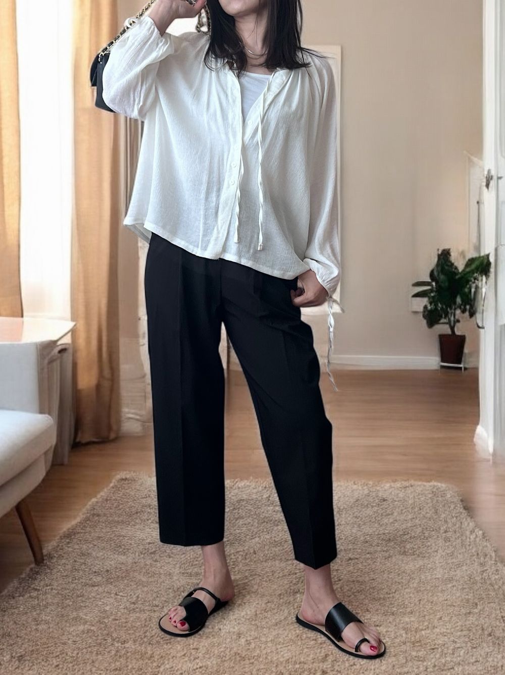 Sheer pleats ボウタイブラウス