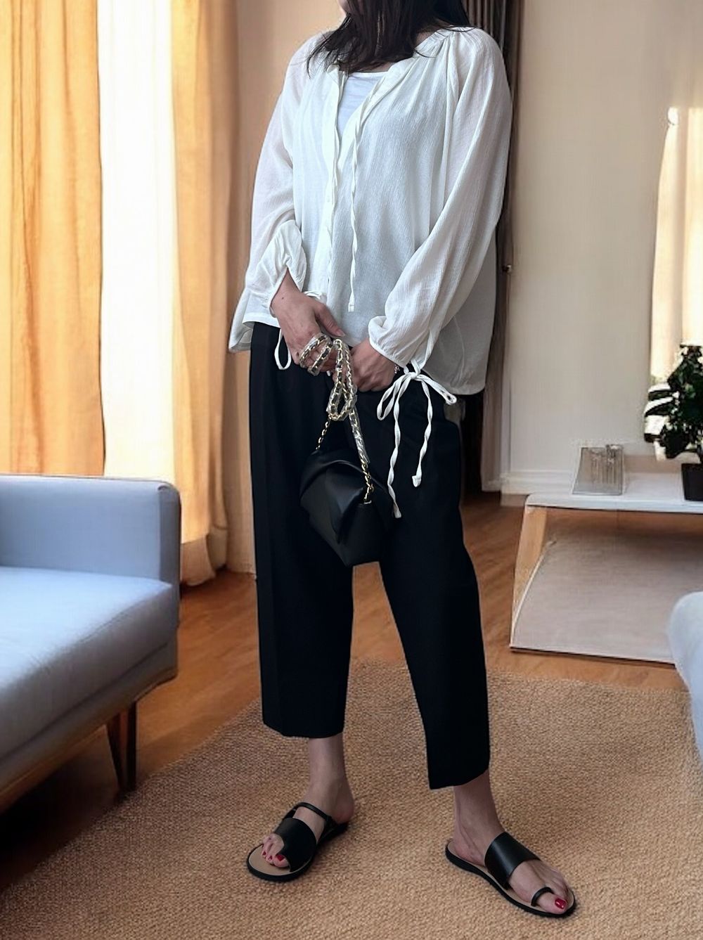 Sheer pleats ボウタイブラウス
