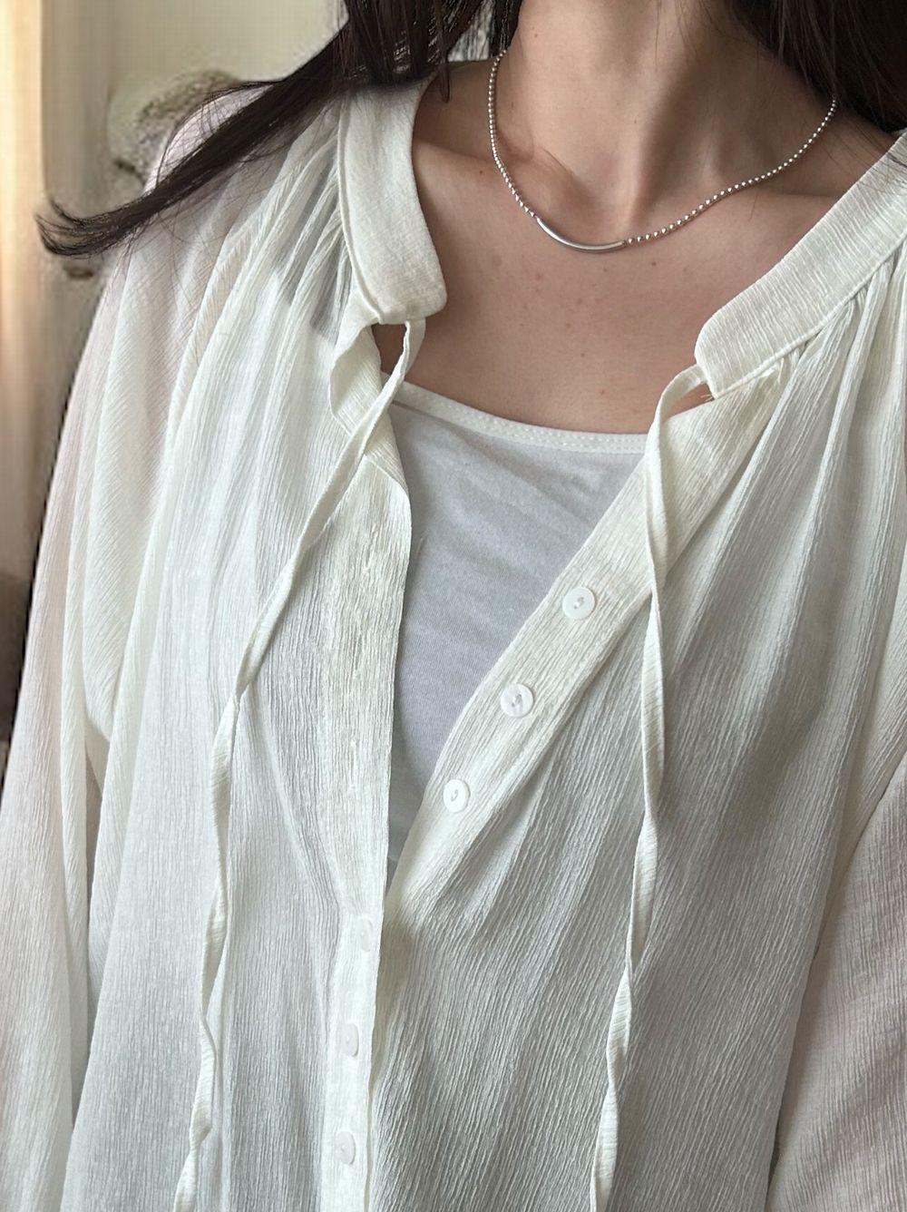 Sheer pleats ボウタイブラウス