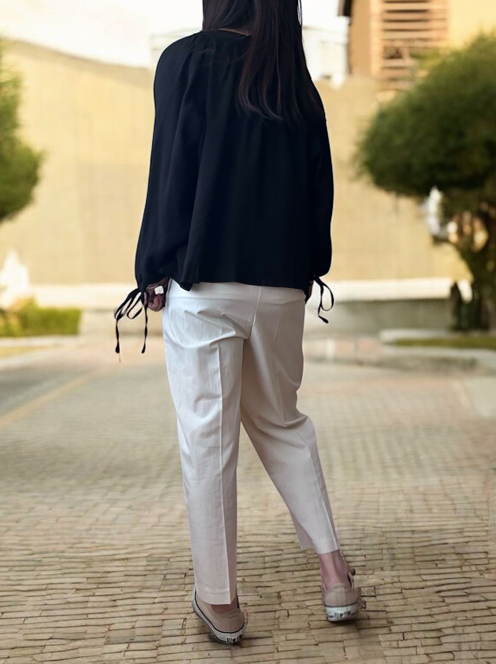 Sheer pleats ボウタイブラウス