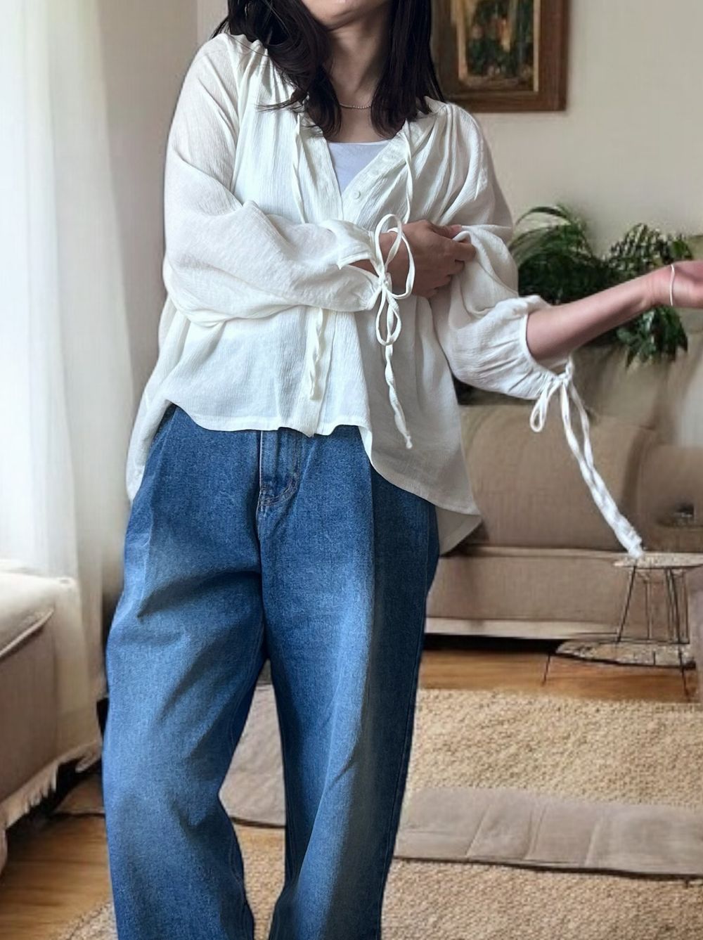 Sheer pleats ボウタイブラウス