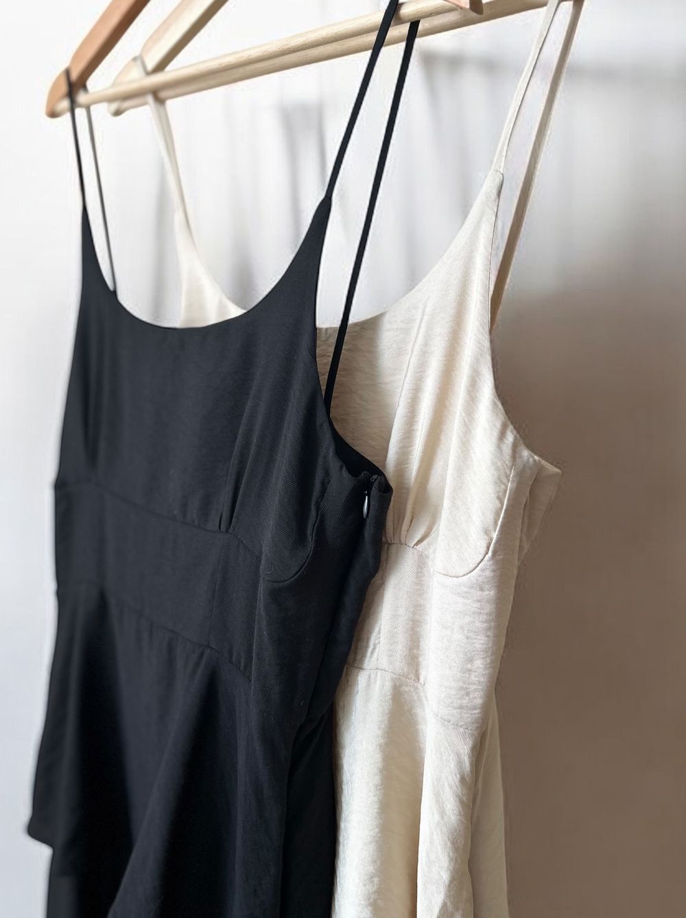 Thin strap cami ティアードマキシワンピース