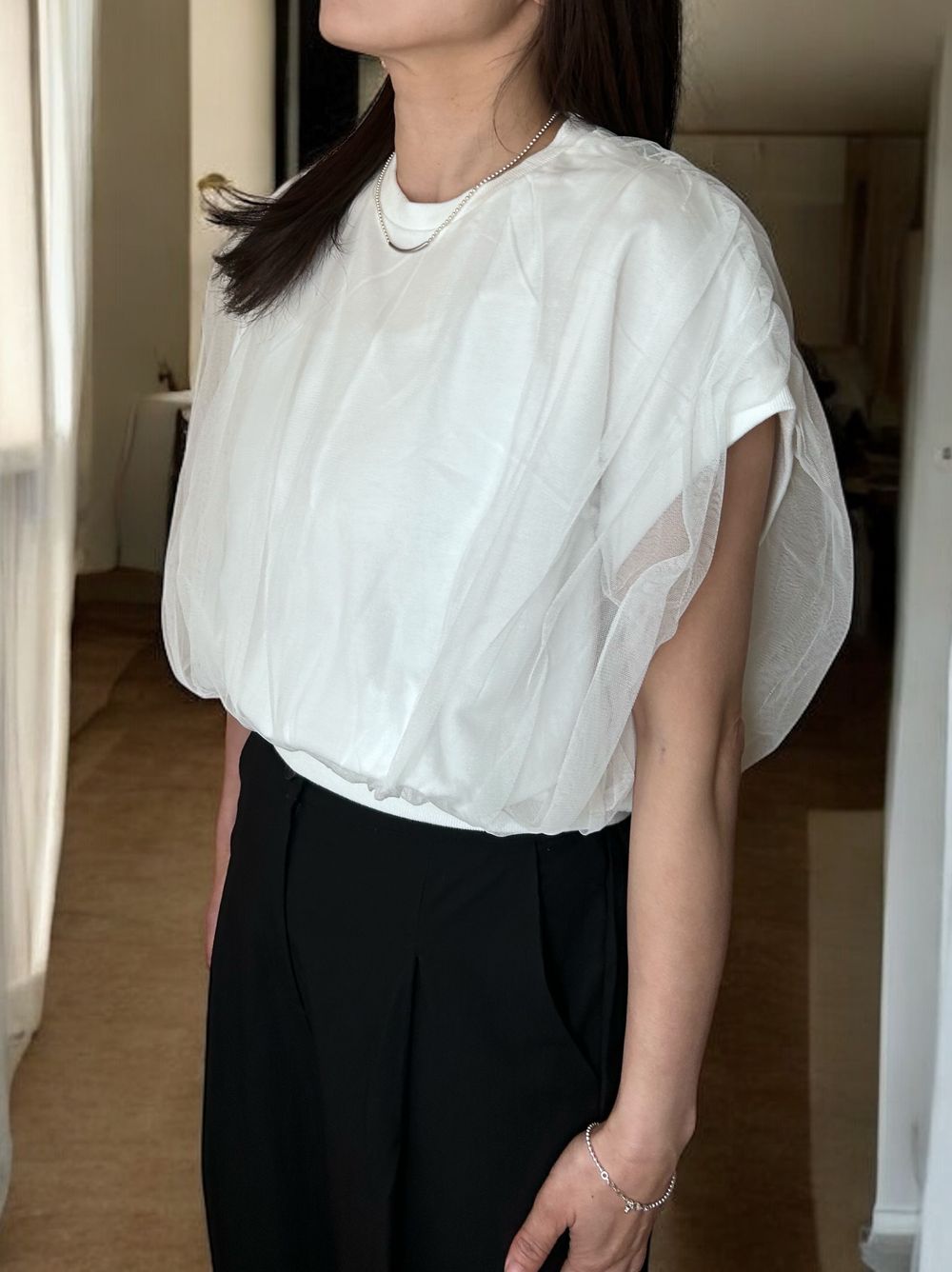 Mesh layered クルーネックトップス