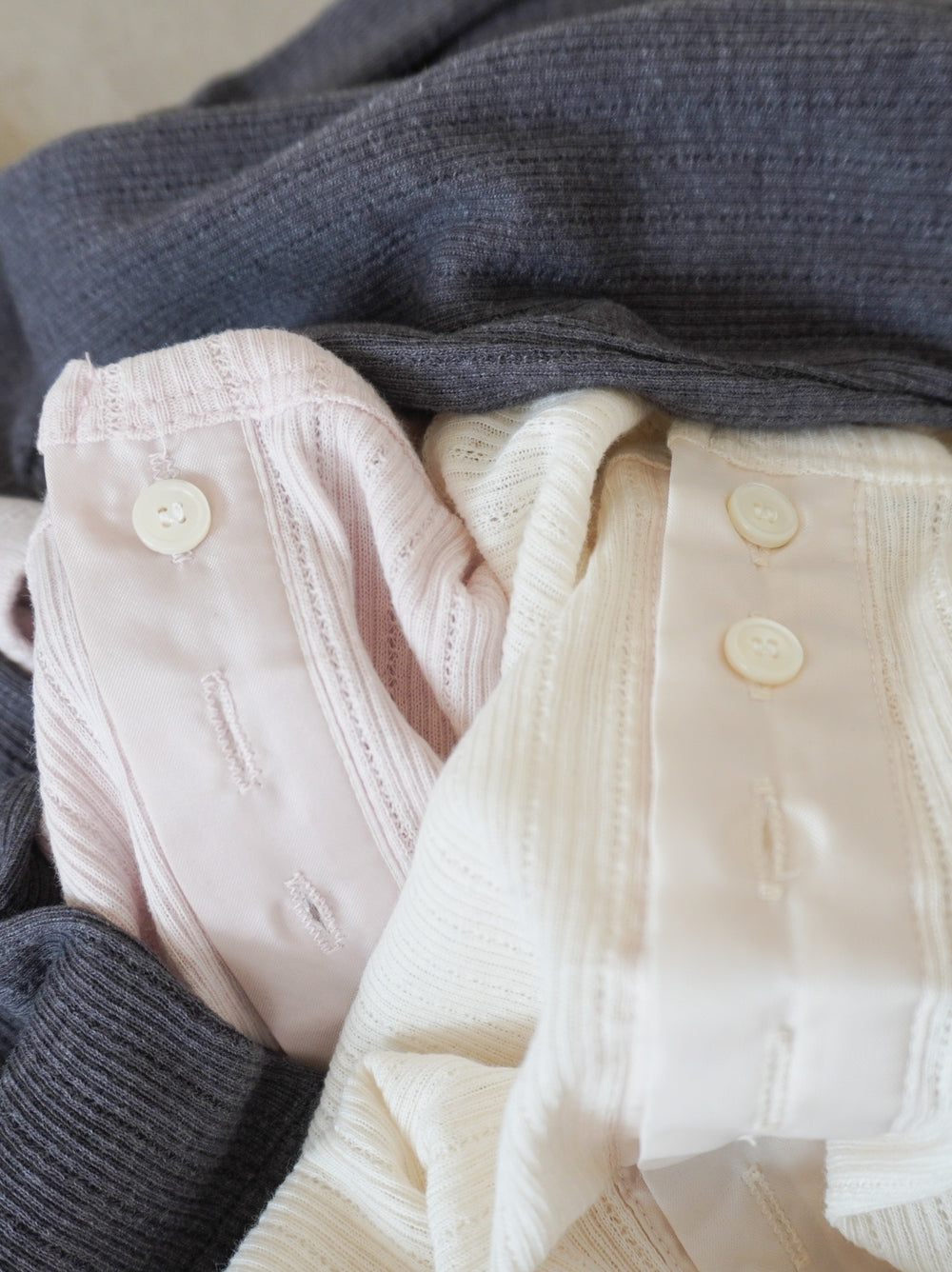 Eyelet pointelle 2WAYロールアップヘンリートップス