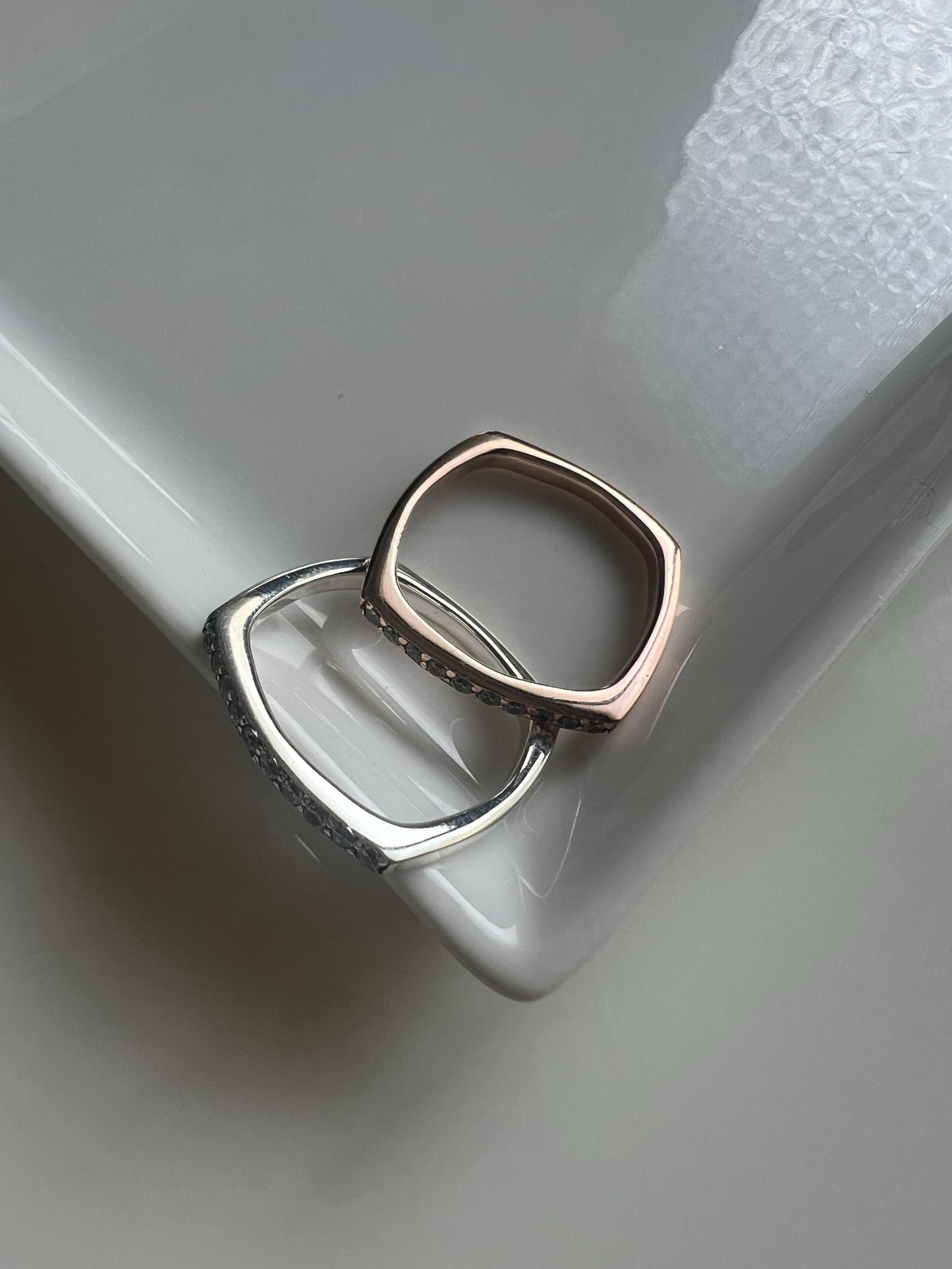 Curvy square stone ring