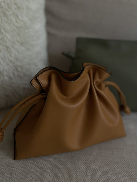 Real leather Drawstring bag