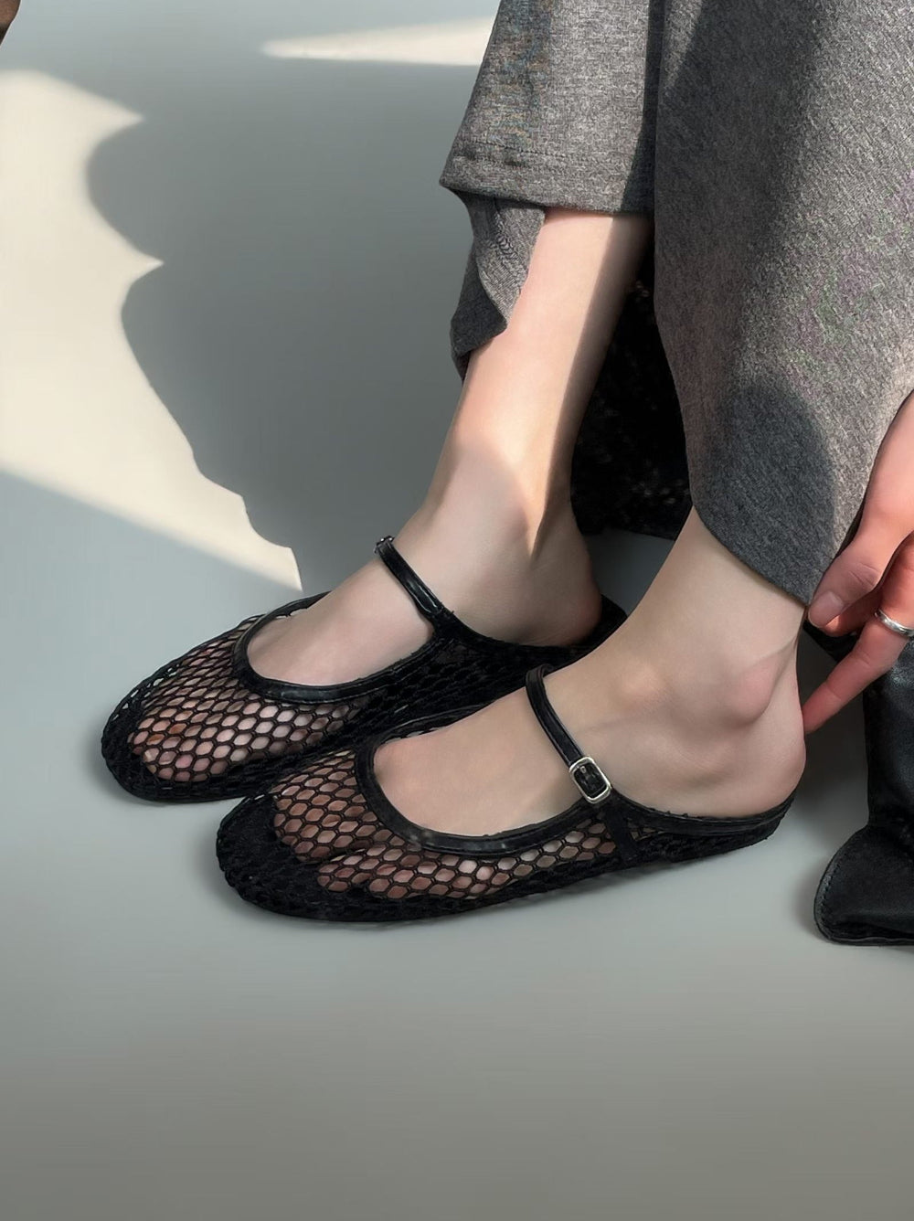 Sheer mesh ストラップミュールサンダル