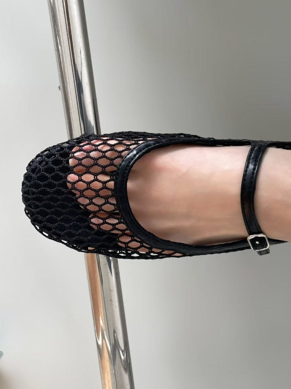 Sheer mesh ストラップミュールサンダル