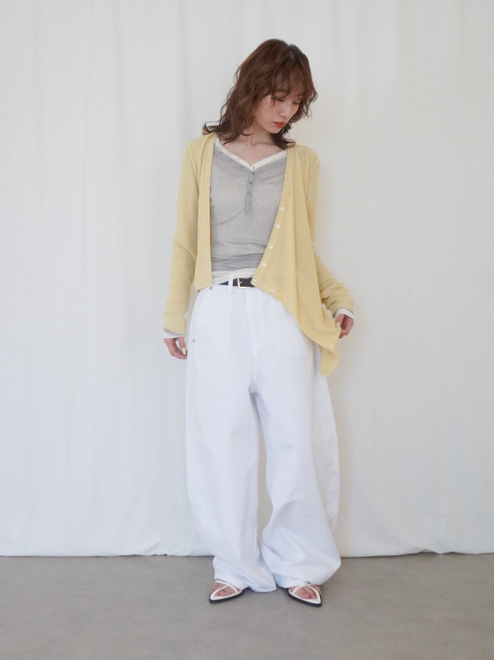 Asymmetric button-down リブカーディガン