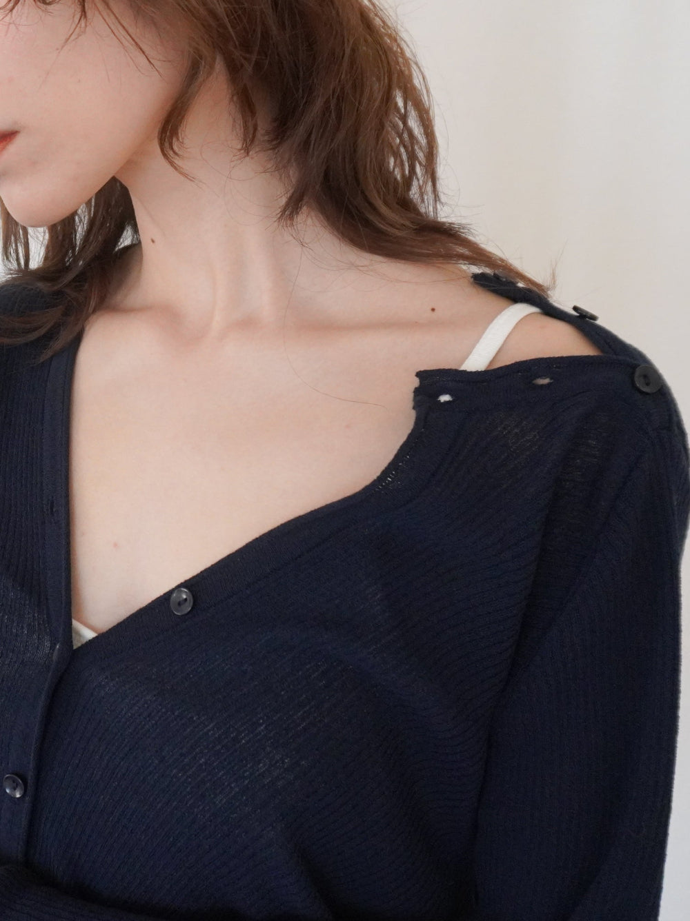 Asymmetric button-down リブカーディガン