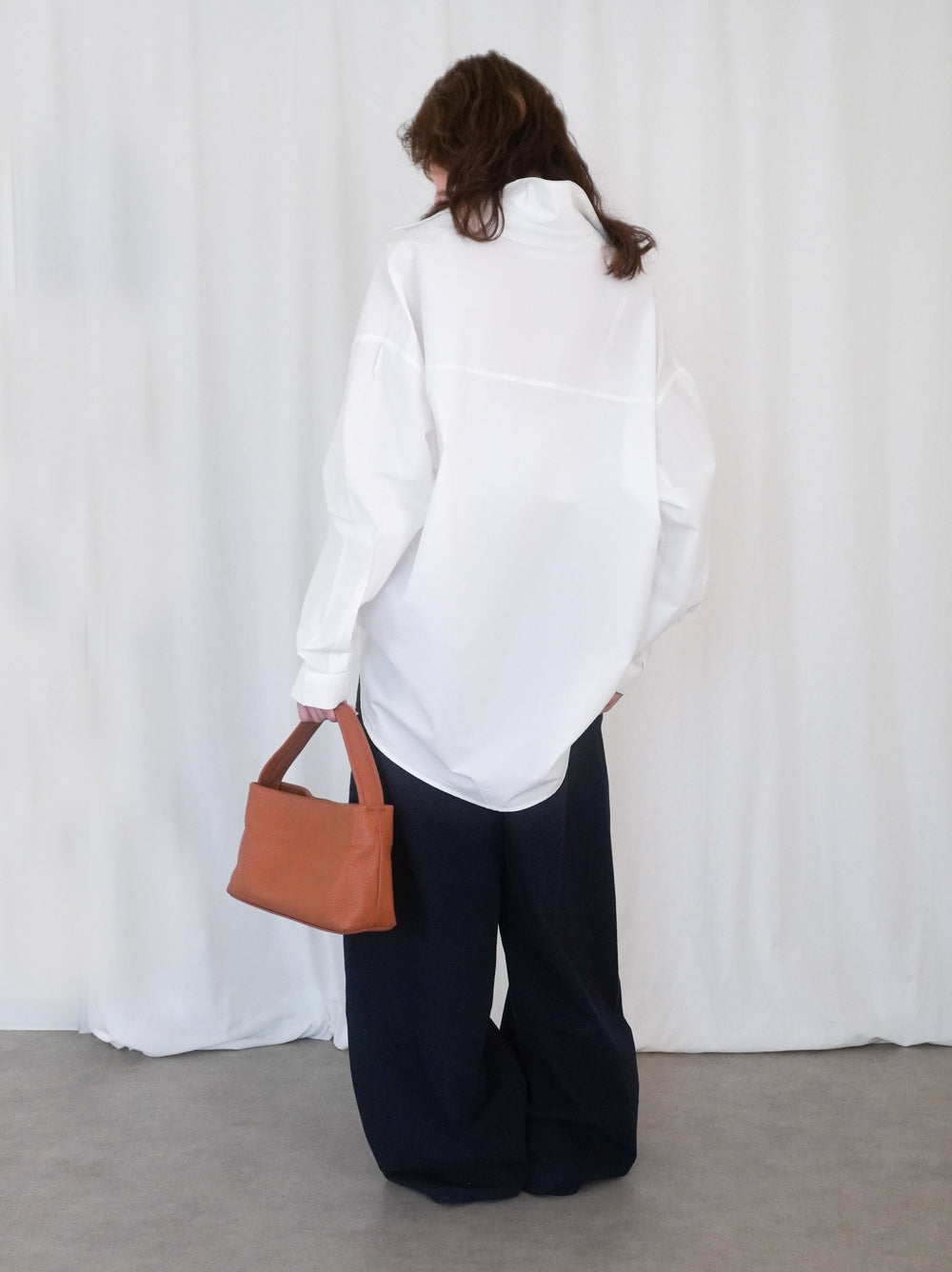 Big silhouette cotton シャツ