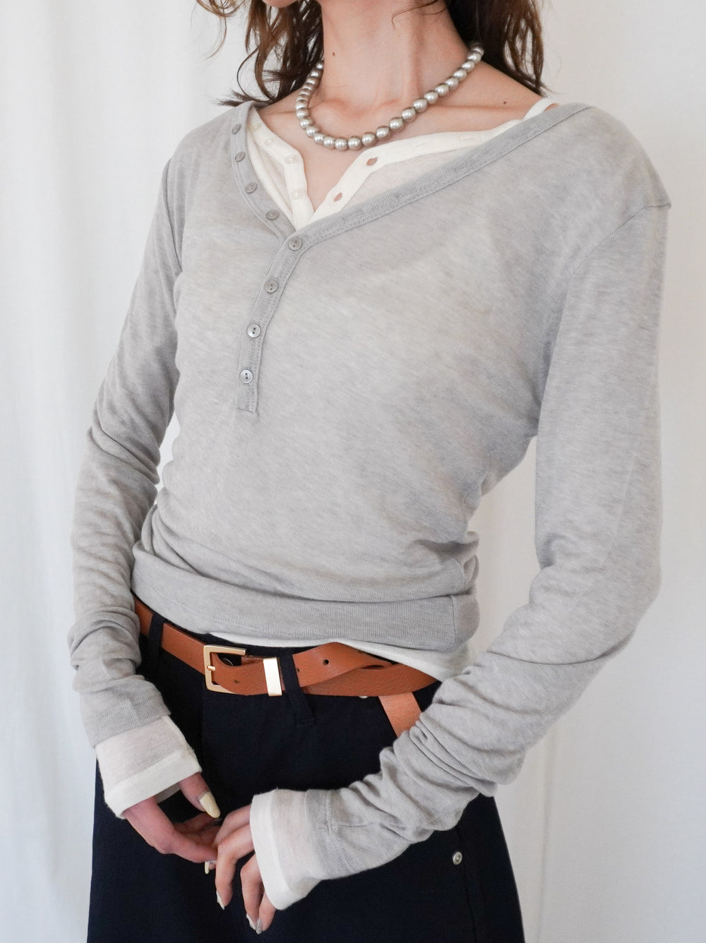 Sheer V neck 2way カットソー