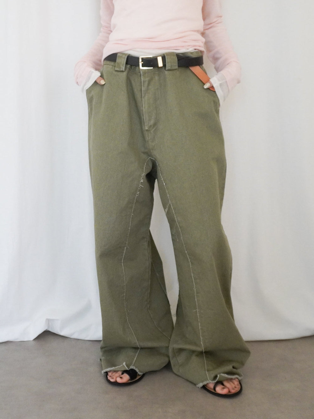 Hem cutoff ミリタリーワイドパンツ