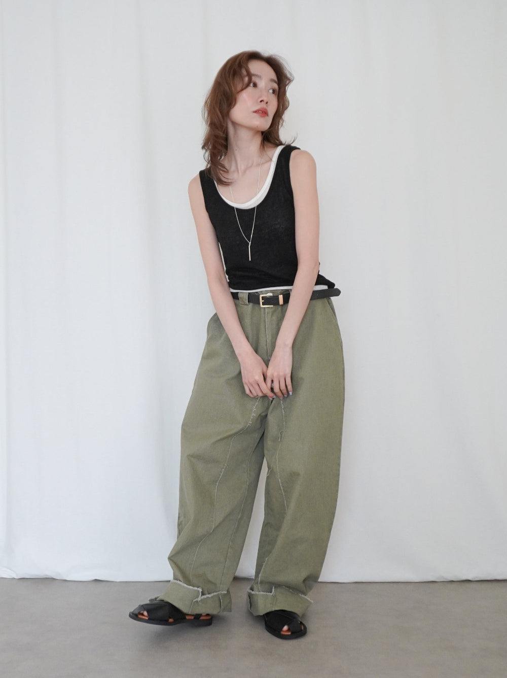 Hem cutoff ミリタリーワイドパンツ