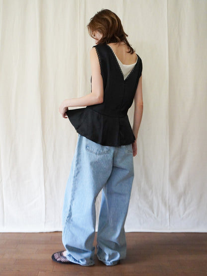 Soft curve タックデニムパンツ