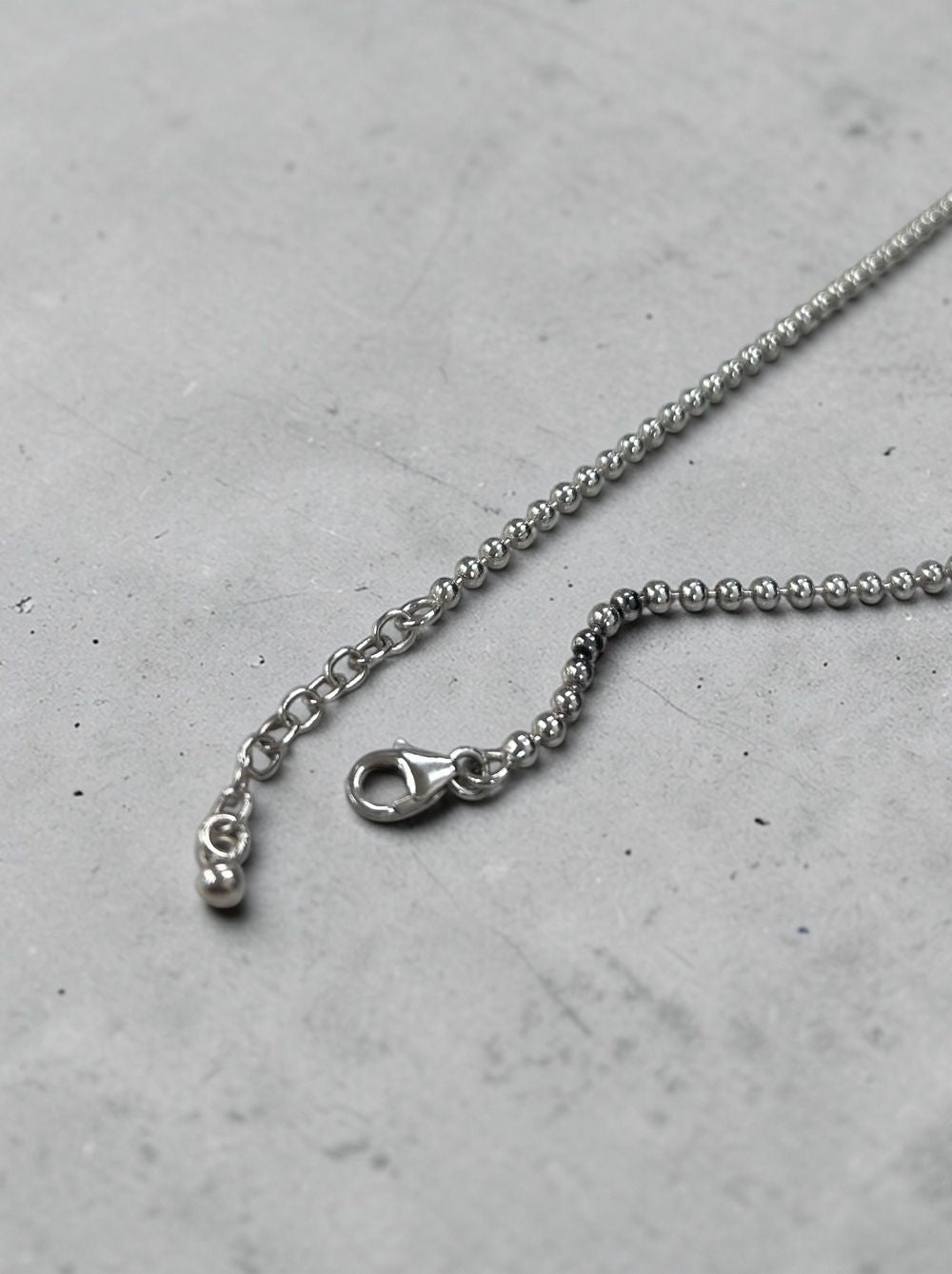 Calm line Ball chain Bar ネックレス