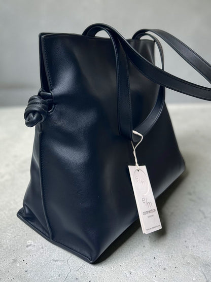 Smooth real leather ロープドロストショルダーバッグ