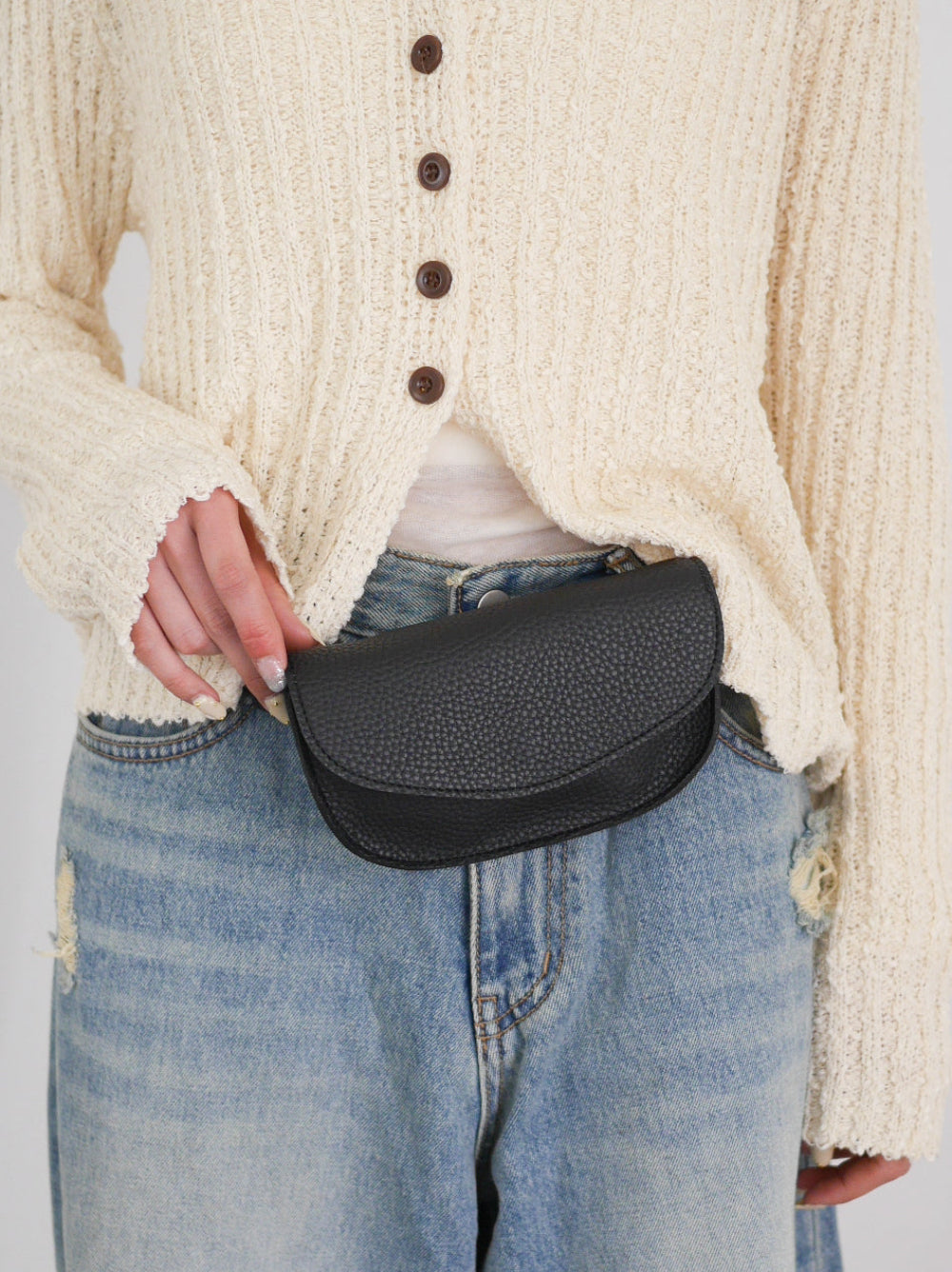 Rounded square フラップベルトポーチ