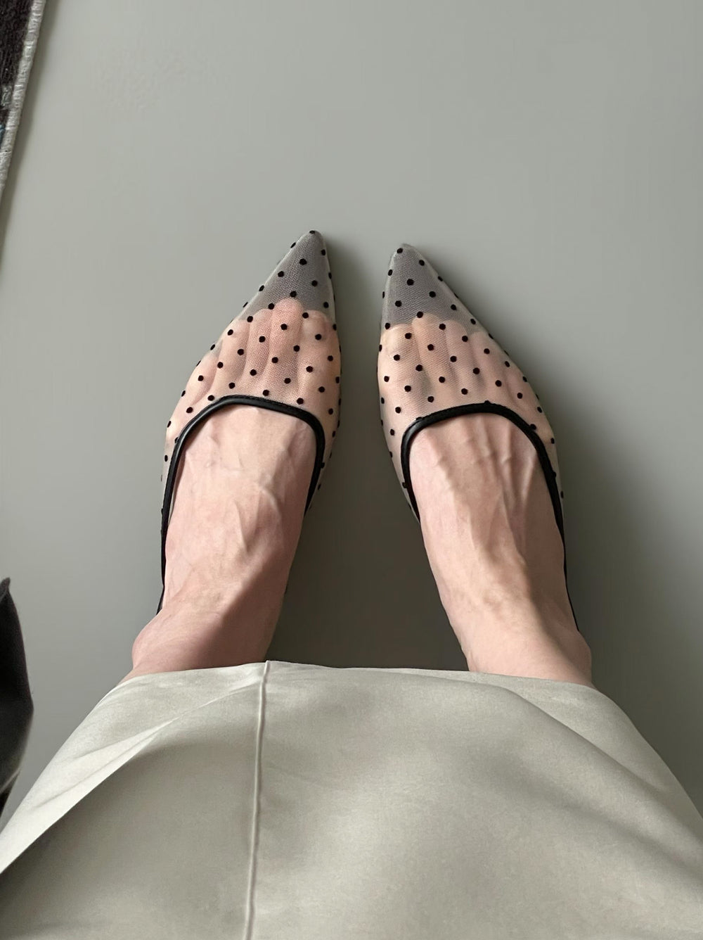 Dot tulle ポインテッドミュール