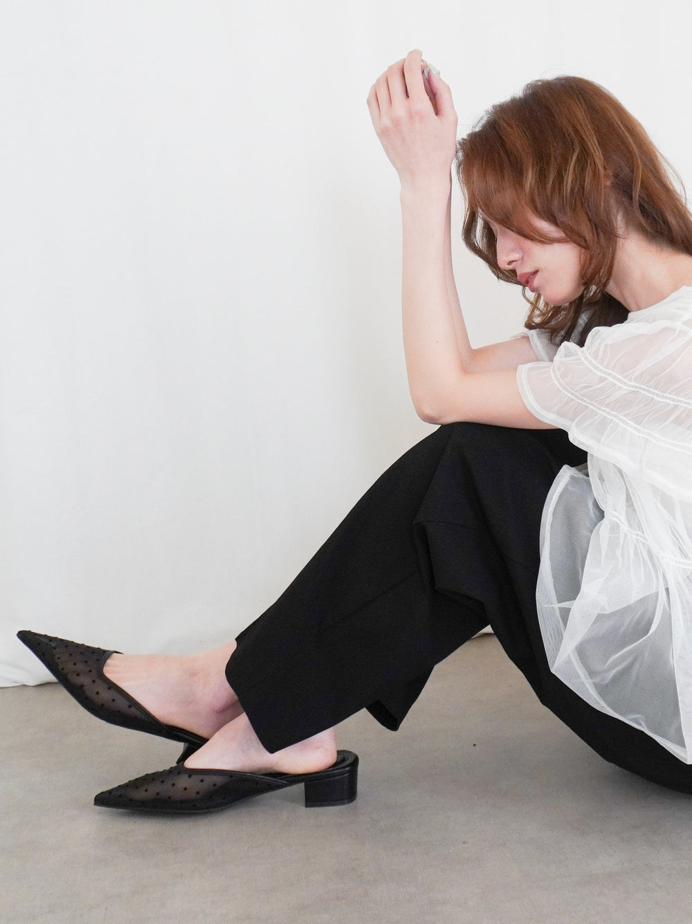 Dot tulle ポインテッドミュール