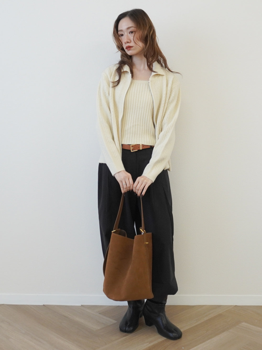 【受注販売・納期2週間】Velour touch ヌバックレザートートバッグ