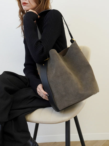 【受注販売・納期2週間】Velour touch ヌバックレザートートバッグ