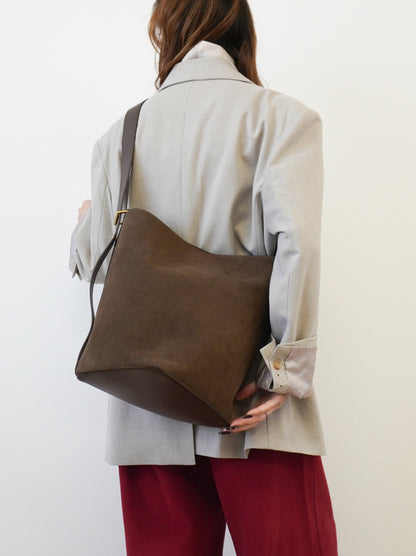 【受注販売・納期2週間】Velour touch ヌバックレザートートバッグ