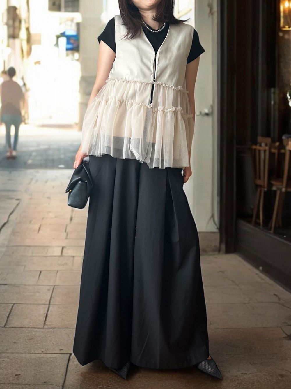 Chiffon frill Vネックペプラムベスト