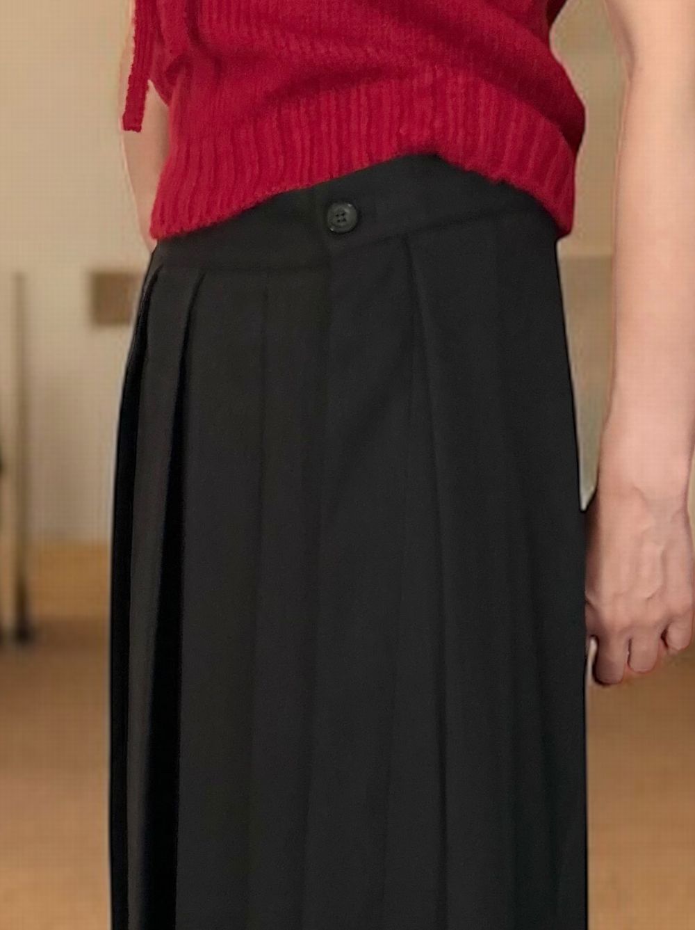 Side slit ミディプリーツスカート