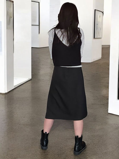 Side slit ミディプリーツスカート