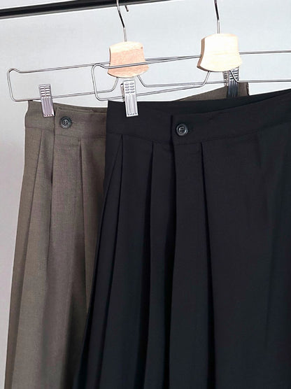 Side slit ミディプリーツスカート