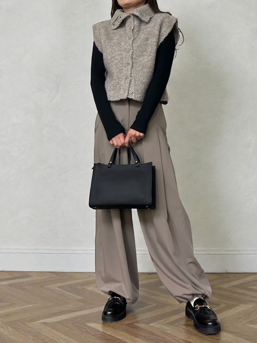 Hem drawstring タックボリュームパンツ