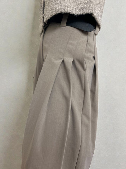 Hem drawstring タックボリュームパンツ