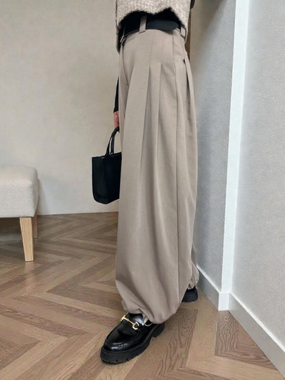 Hem drawstring タックボリュームパンツ