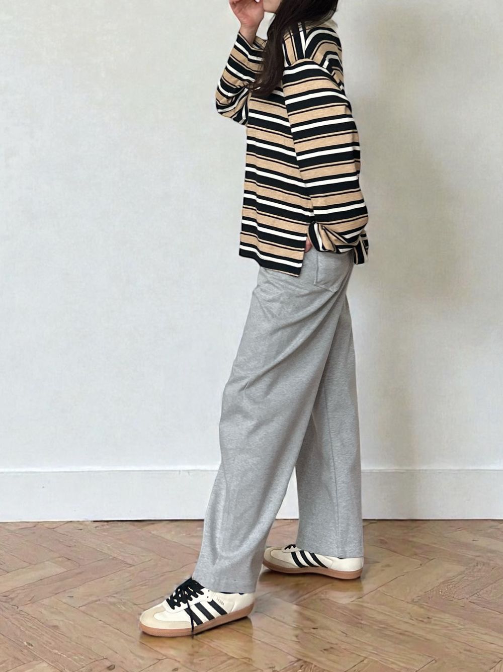 Eazy round ワイドストレートパンツ