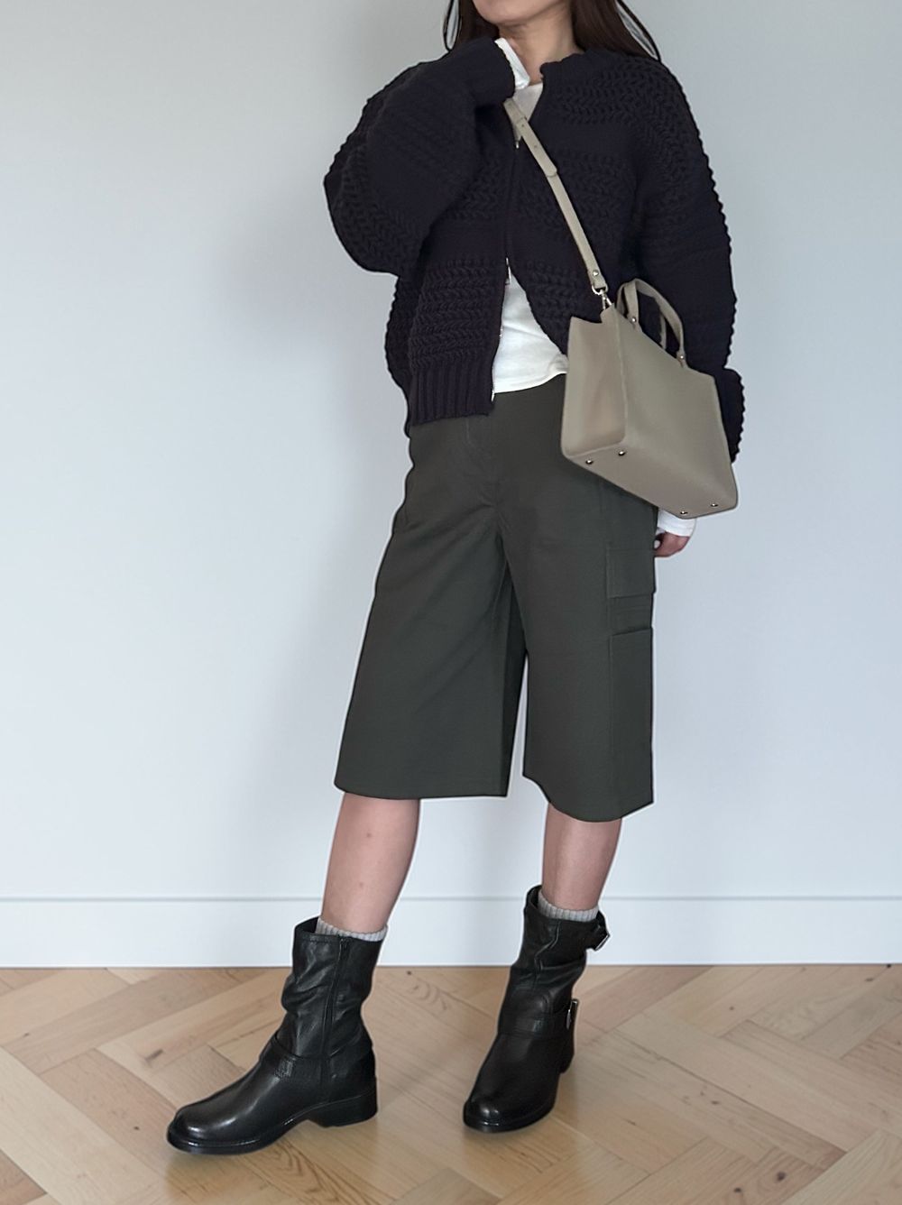 Cargo bermuda コットンパンツ